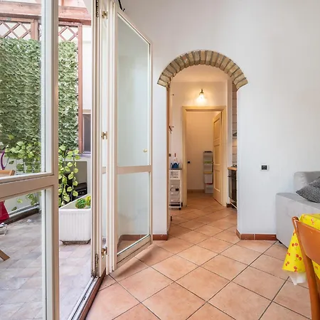 アパート Casa Al Porto カリアリ